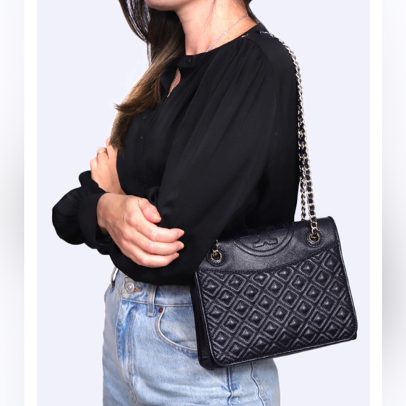 Tory Burch Quilted Leather Shoulder Bag Black Double Chain Strap Flap Handbag